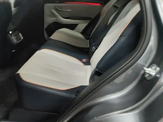 BYD Song PLUS — Фото автомобиля 16