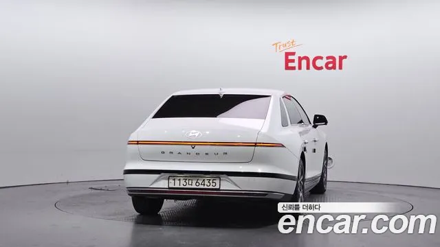 Hyundai Grandeur Grandeur (GN7) 2.5 Бензин 2WD — Фото автомобиля 4