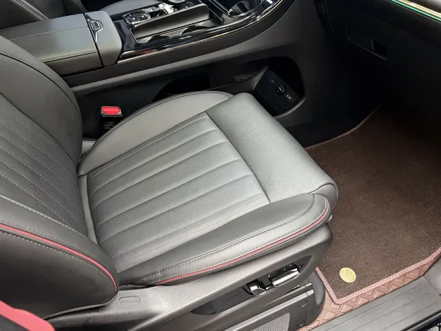 GAC Trumpchi E9 — Фото автомобиля 23