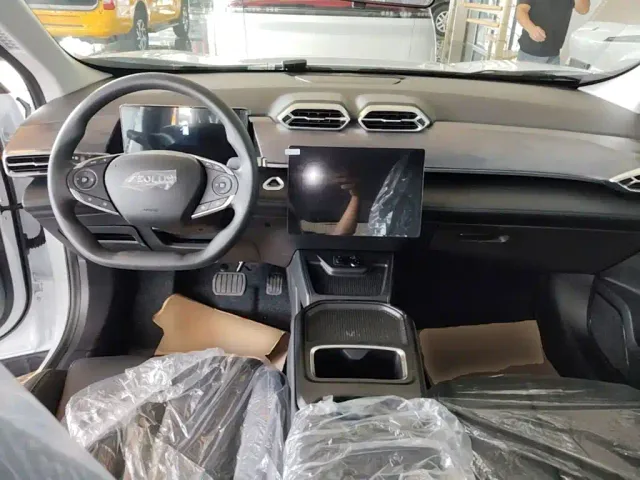 Dongfeng SKY EV01 — Фото автомобиля 9
