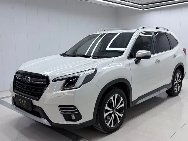 Фотография автомобиля — Subaru Forester