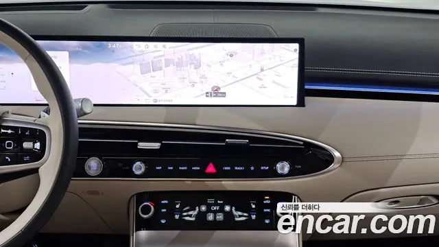Genesis GV70 — Фото автомобиля 21