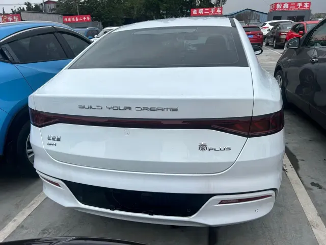 BYD Qin PLUS — Фото автомобиля 12