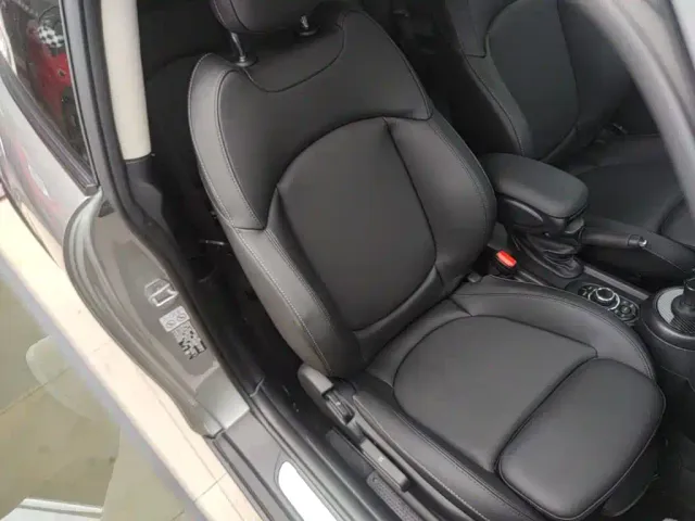 MINI Hatch — Фото автомобиля 24
