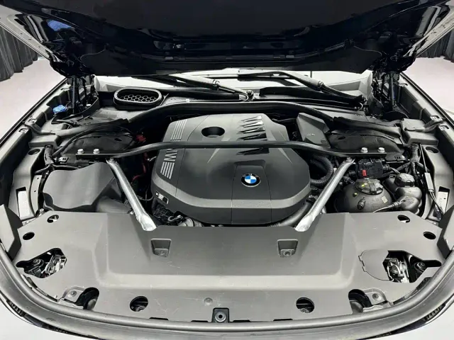 BMW 7 Series — Фото автомобиля 9