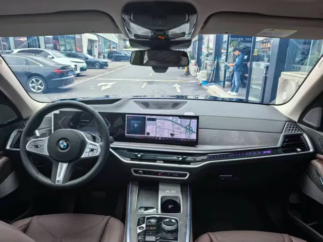BMW X5 — Фото автомобиля 4