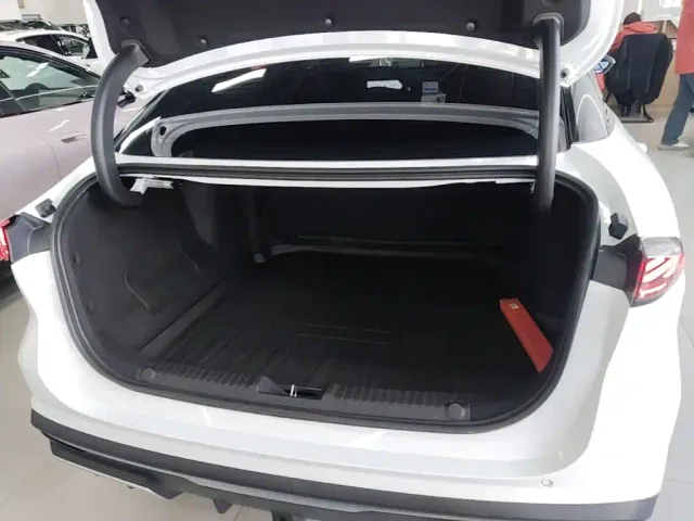 Geely Galaxy L6 — Фото автомобиля 18