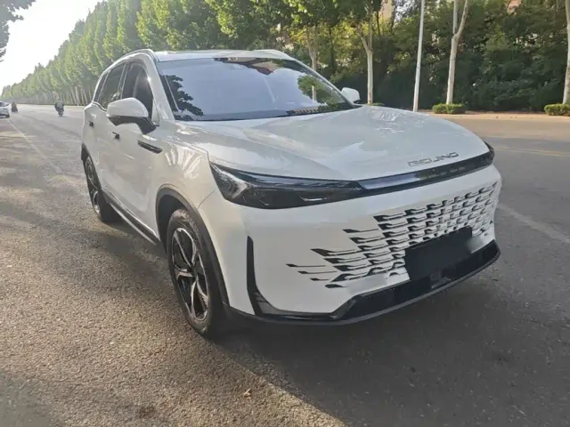 BAIC X7 — Фото автомобиля 3
