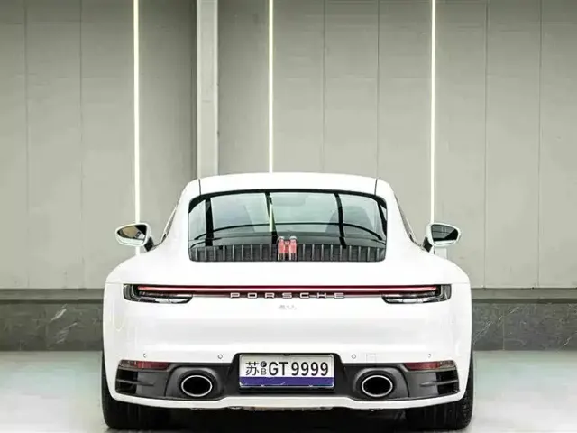 Porsche 911 — Фото автомобиля 4