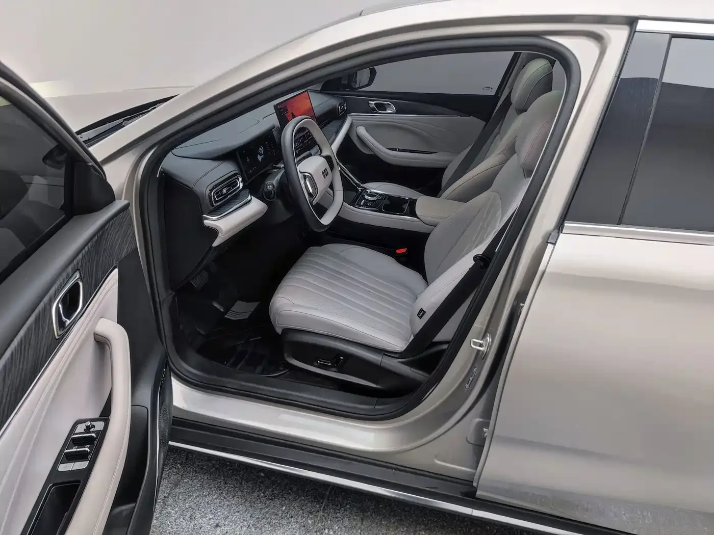 Geely Galaxy Galaxy Stellar 6 2025 Base Version — Фото автомобиля 12