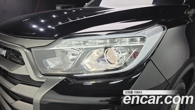 KG_Mobility_Ssangyong Rexton Новый Rexton Sport Khan Дизель 2.2 4WD — Фото автомобиля 20