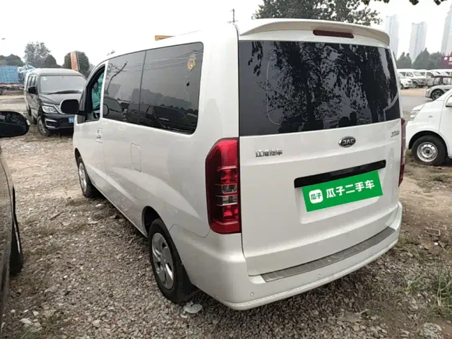 JAC Refine M3 — Фото автомобиля 4
