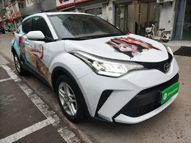 Toyota C-HR — Фото автомобиля 3