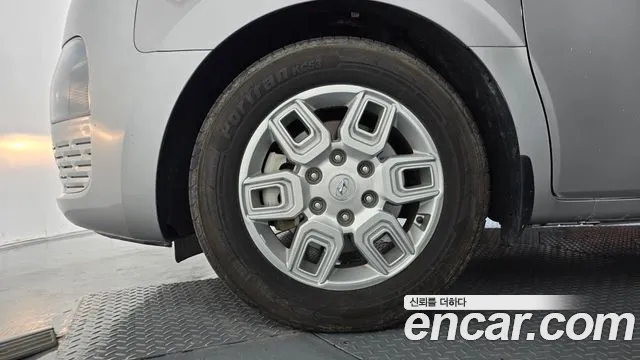 Hyundai Staria Staria Карго 5 мест — Фото автомобиля 5