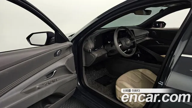 Hyundai Avante — Фото автомобиля 15