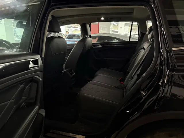Volkswagen Tiguan L — Фото автомобиля 9