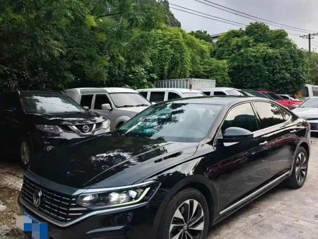 Фотография автомобиля — Volkswagen Passat
