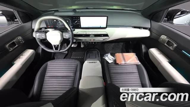 Kia EV4 — Фото автомобиля 10