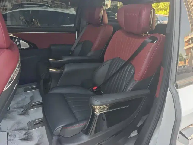 GAC Trumpchi M8 — Фото автомобиля 11