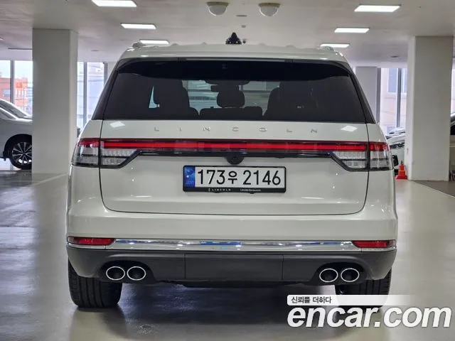 Lincoln Aviator 2nd Gen — Фото автомобиля 4