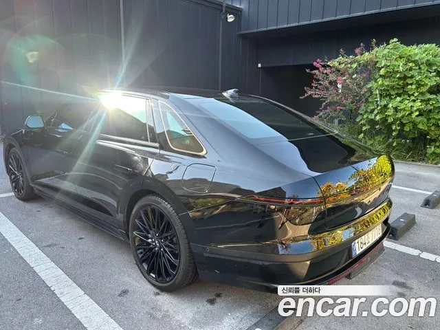 Hyundai Grandeur GN7 — Фото автомобиля 2