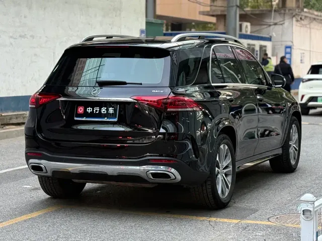 Mercedes-Benz GLE-Class — Фото автомобиля 24