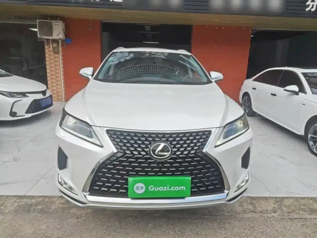 Lexus RX — Фото автомобиля 2