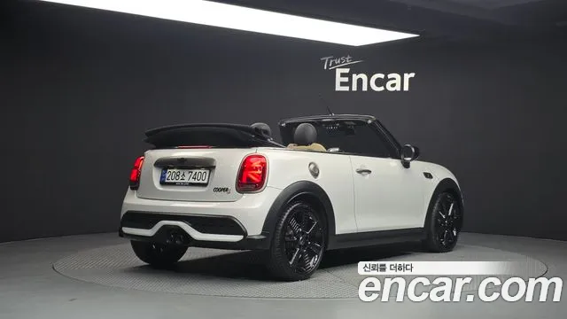Mini Cooper Convertible — Фото автомобиля 2