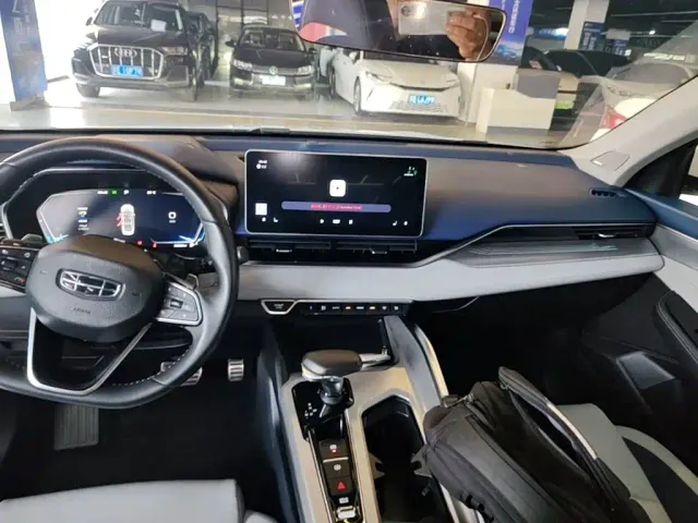 Geely Xingrui — Фото автомобиля 12