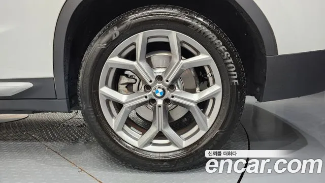 BMW X4 — Фото автомобиля 21