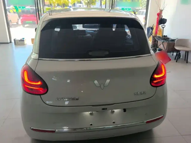 Wuling Bingo — Фото автомобиля 5