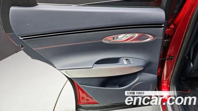 Genesis GV70 — Фото автомобиля 14