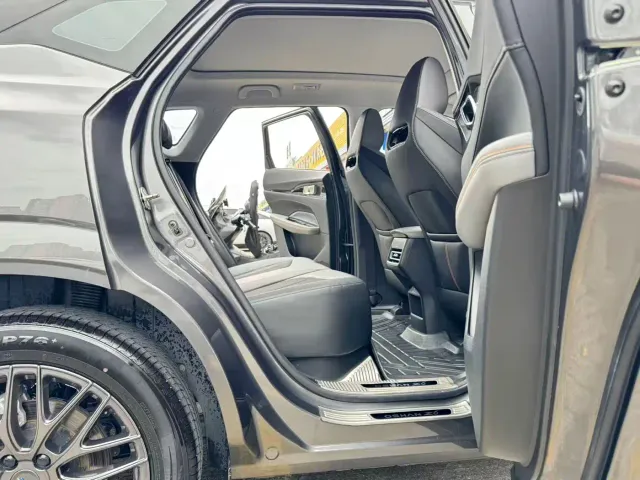 Changan Z6 — Фото автомобиля 14