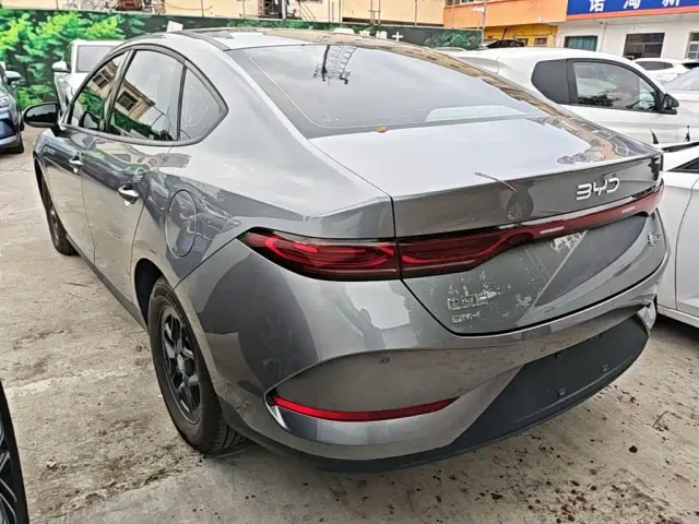BYD Qin PLUS — Фото автомобиля 4
