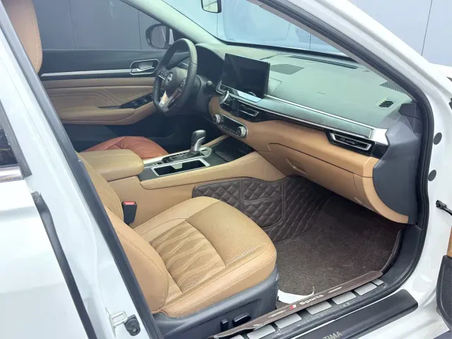 Nissan Teana — Фото автомобиля 21