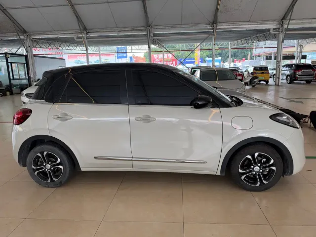 Wuling Bingo — Фото автомобиля 6