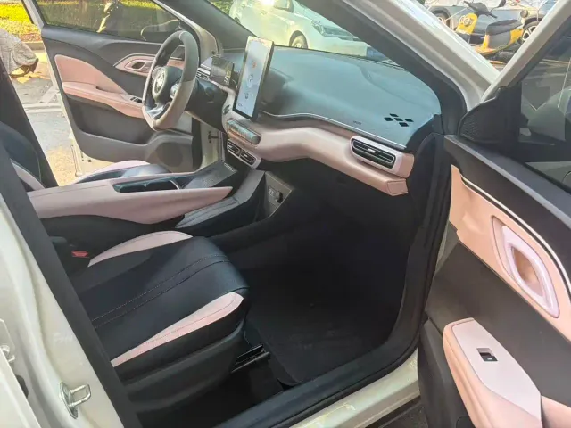 BYD Seagull — Фото автомобиля 11
