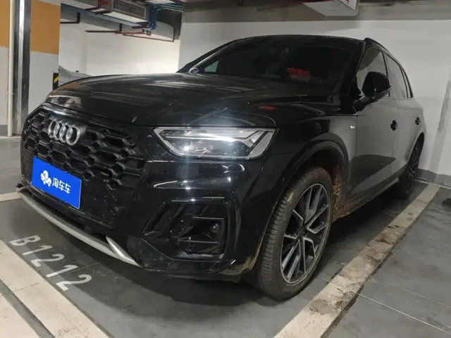 Фотография автомобиля — Audi Q5L