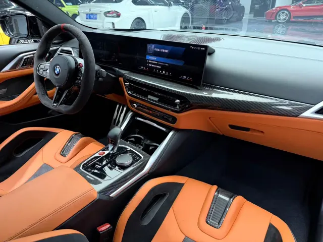 BMW M4 — Фото автомобиля 7