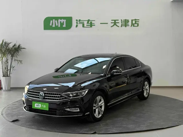 Фотография автомобиля — Volkswagen Magotan