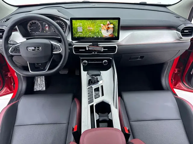 Geely Binyue — Фото автомобиля 14