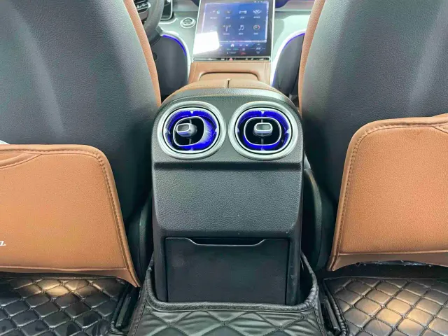 Mercedes-Benz C-Class — Фото автомобиля 14