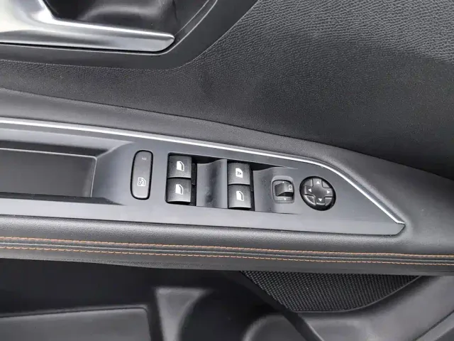 Peugeot 4008 — Фото автомобиля 9