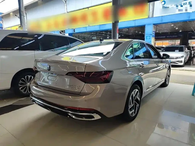 Volkswagen Sagitar — Фото автомобиля 6