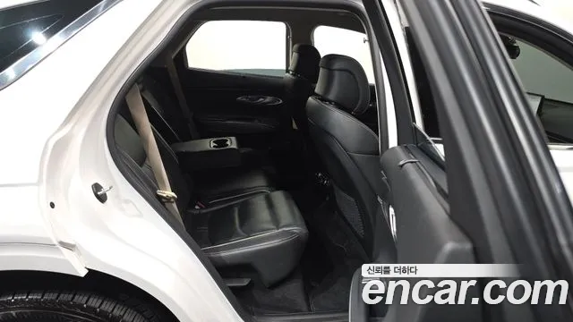 Genesis GV70 Electrified — Фото автомобиля 12
