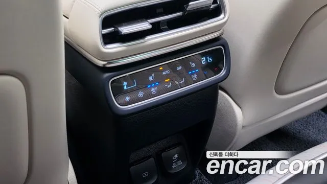 Genesis GV80 — Фото автомобиля 28