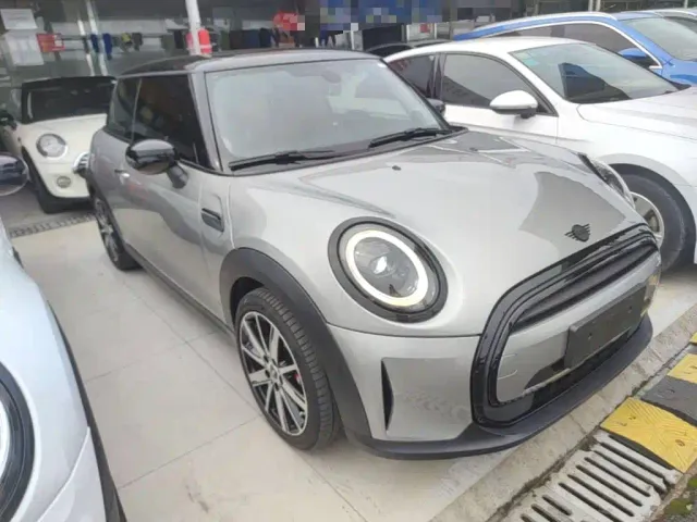 MINI Hatch — Фото автомобиля 3