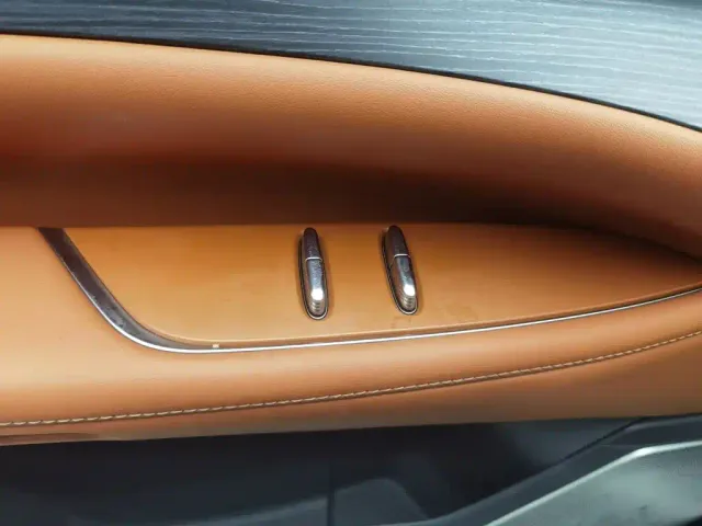 Buick Electra L7 — Фото автомобиля 9