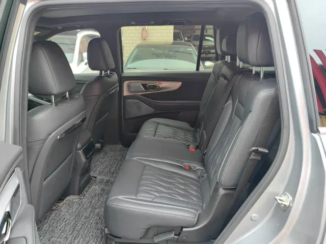 GAC Trumpchi GS8 — Фото автомобиля 10