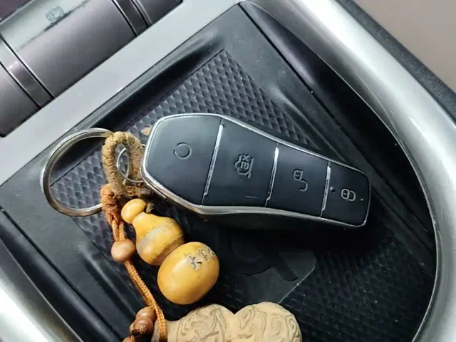 BYD Dolphin — Фото автомобиля 8
